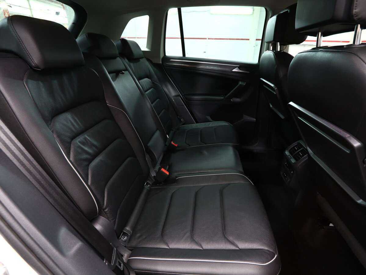 Купить Volkswagen Tiguan с пробегом. Фото: #13