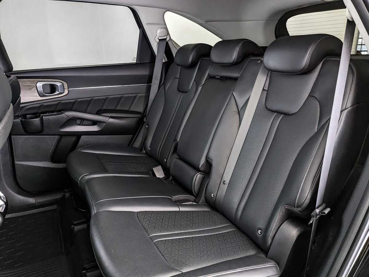 Купить Kia Sorento с пробегом. Фото: #13
