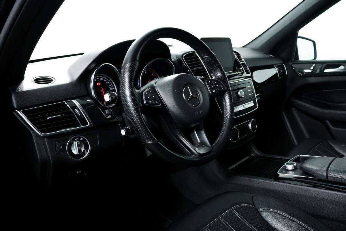 Купить Mercedes-Benz GLE с пробегом. Фото: #12