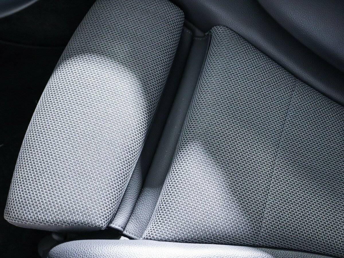 Купить Mercedes-Benz C-Класс с пробегом. Фото: #17