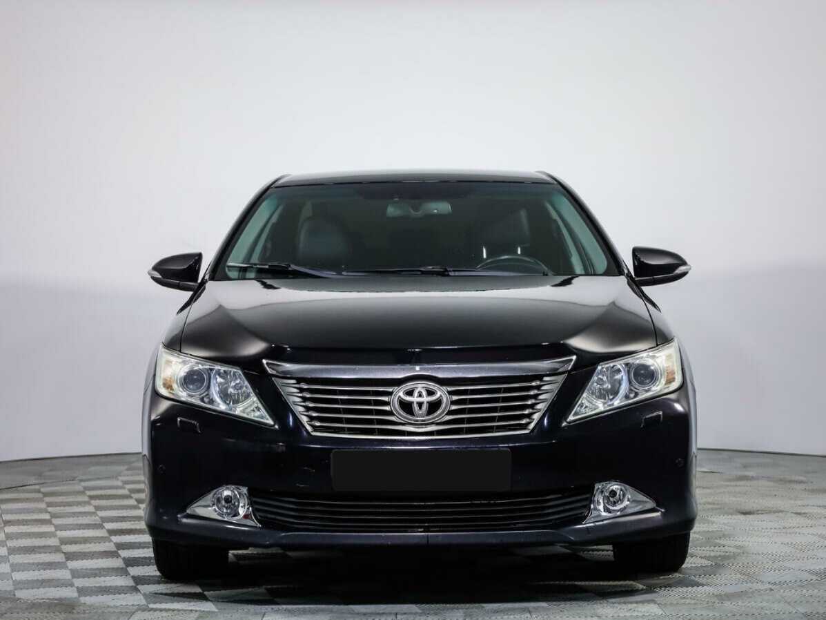 Купить Toyota Camry с пробегом. Посмотреть фото