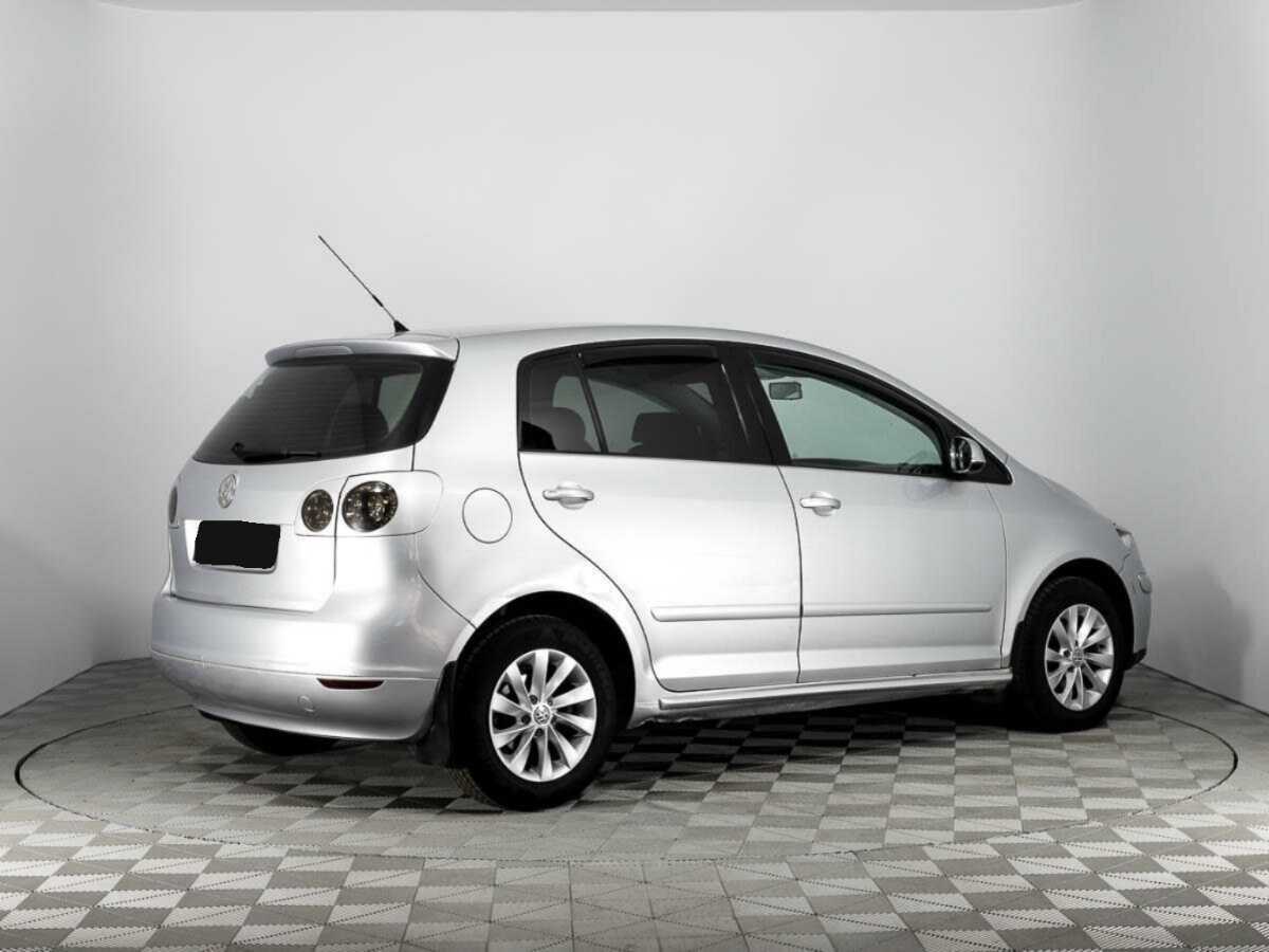 Купить Volkswagen Golf Plus с пробегом. Фото: #4