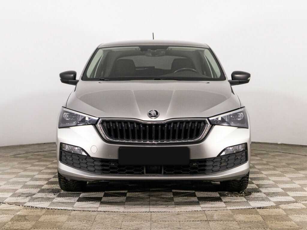 Купить Skoda Rapid с пробегом. Фото: #1