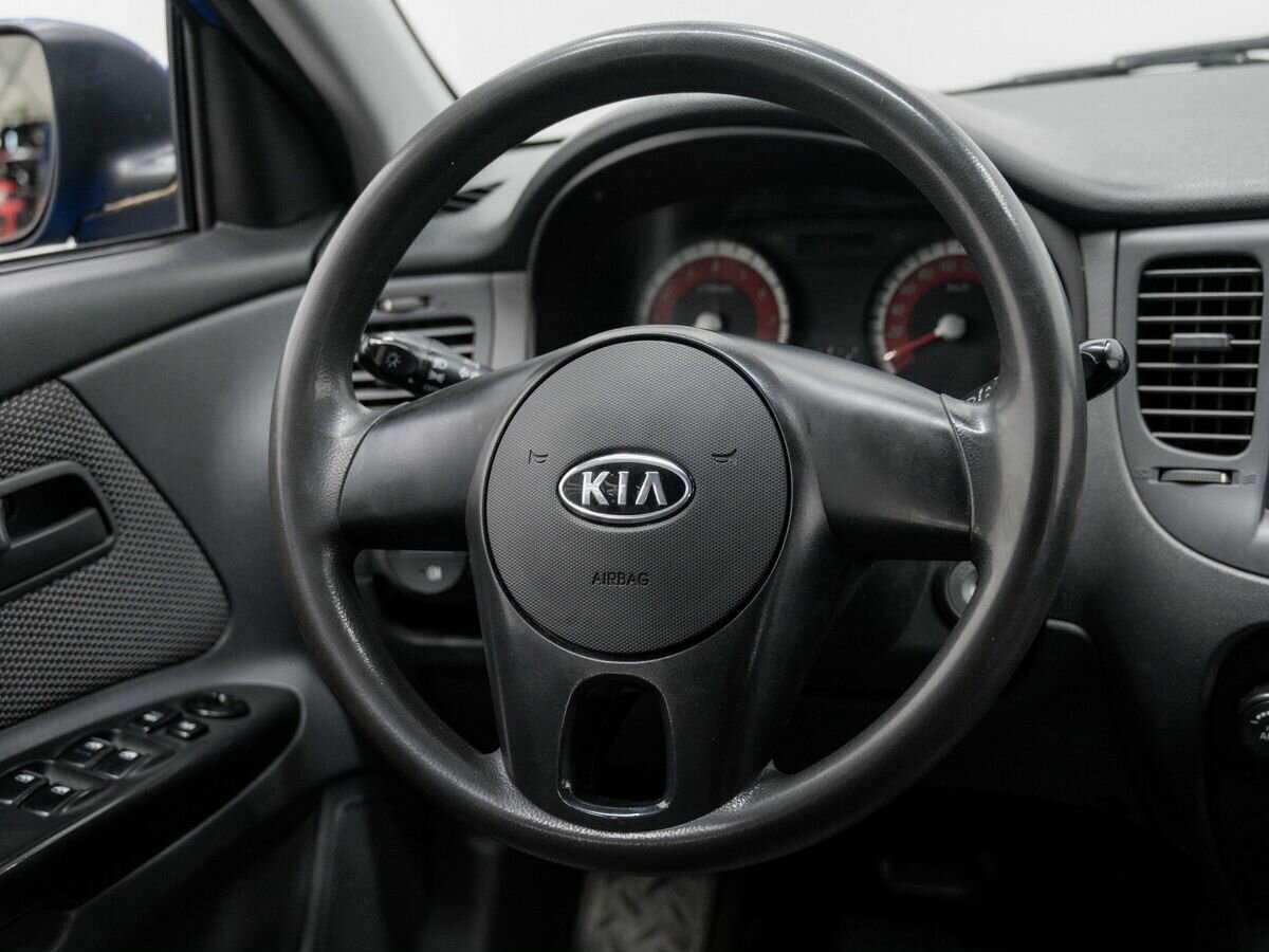 Купить Kia Rio с пробегом. Фото: #9