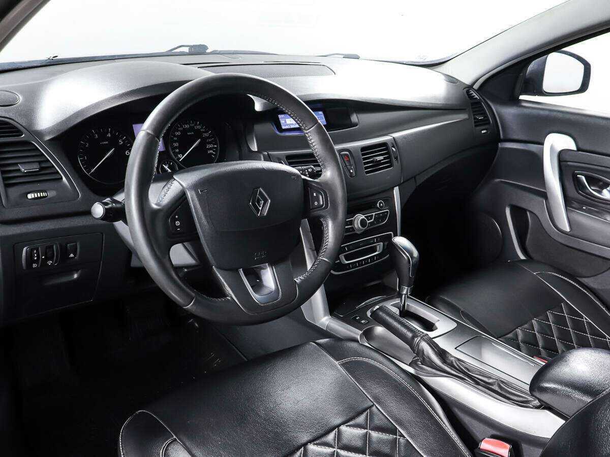 Купить Renault Latitude с пробегом. Фото: #12