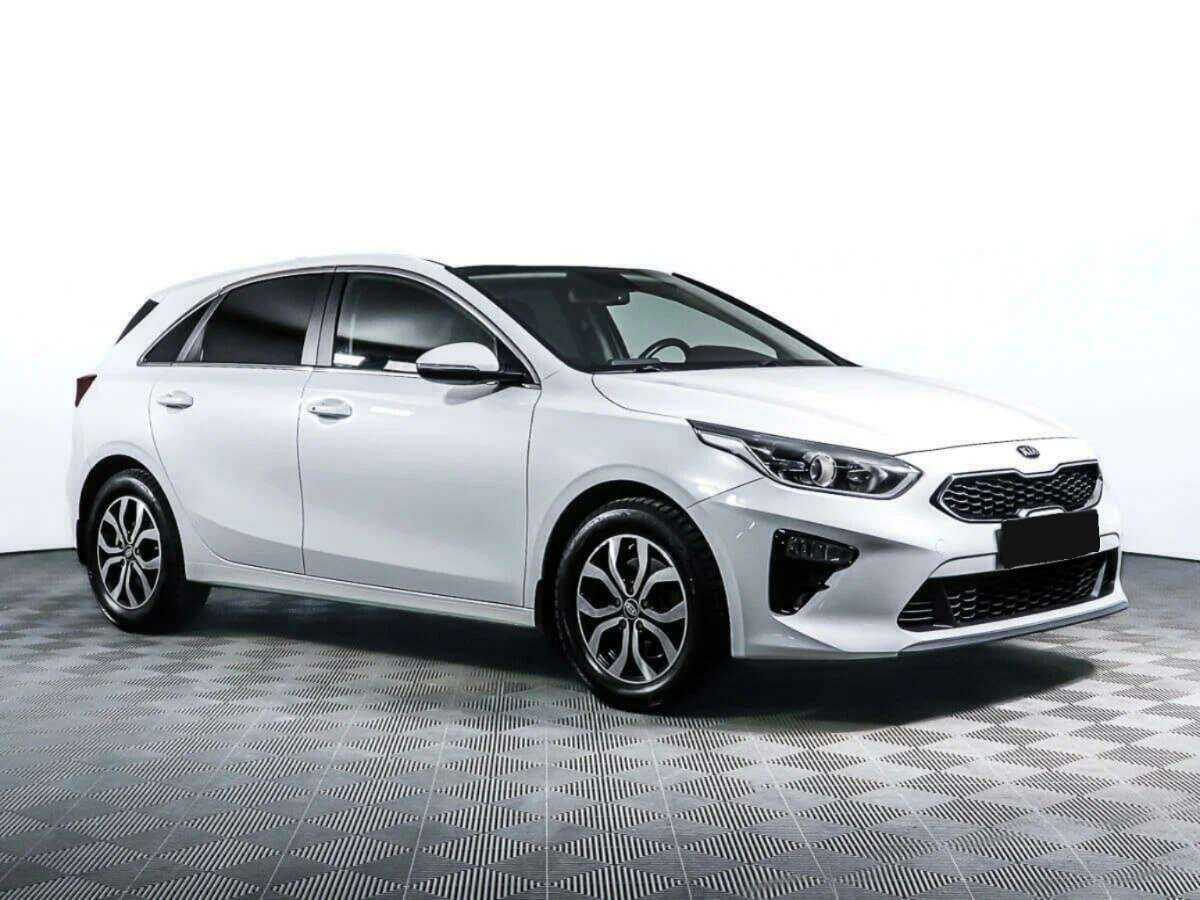 Купить Kia Ceed с пробегом. Фото: #2