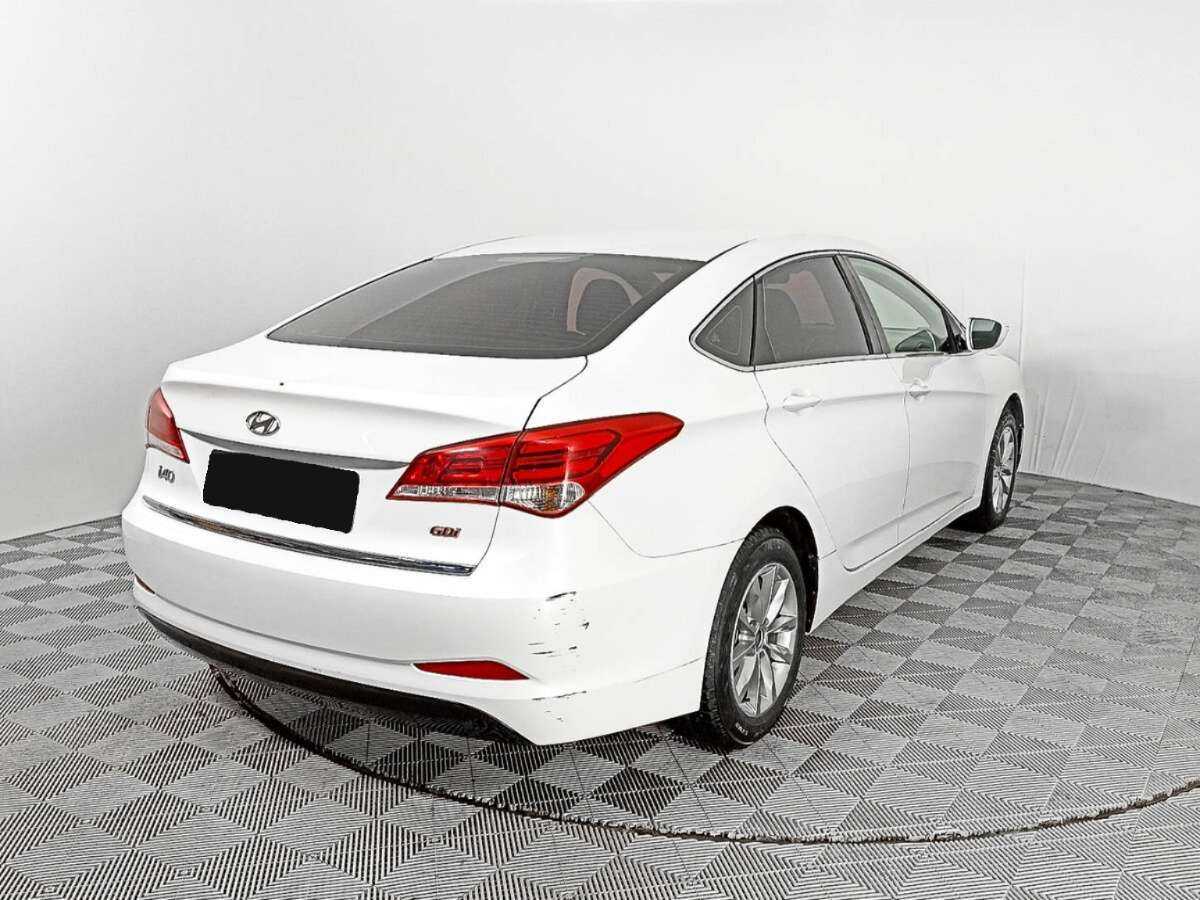 Купить Hyundai i40 с пробегом. Фото: #4