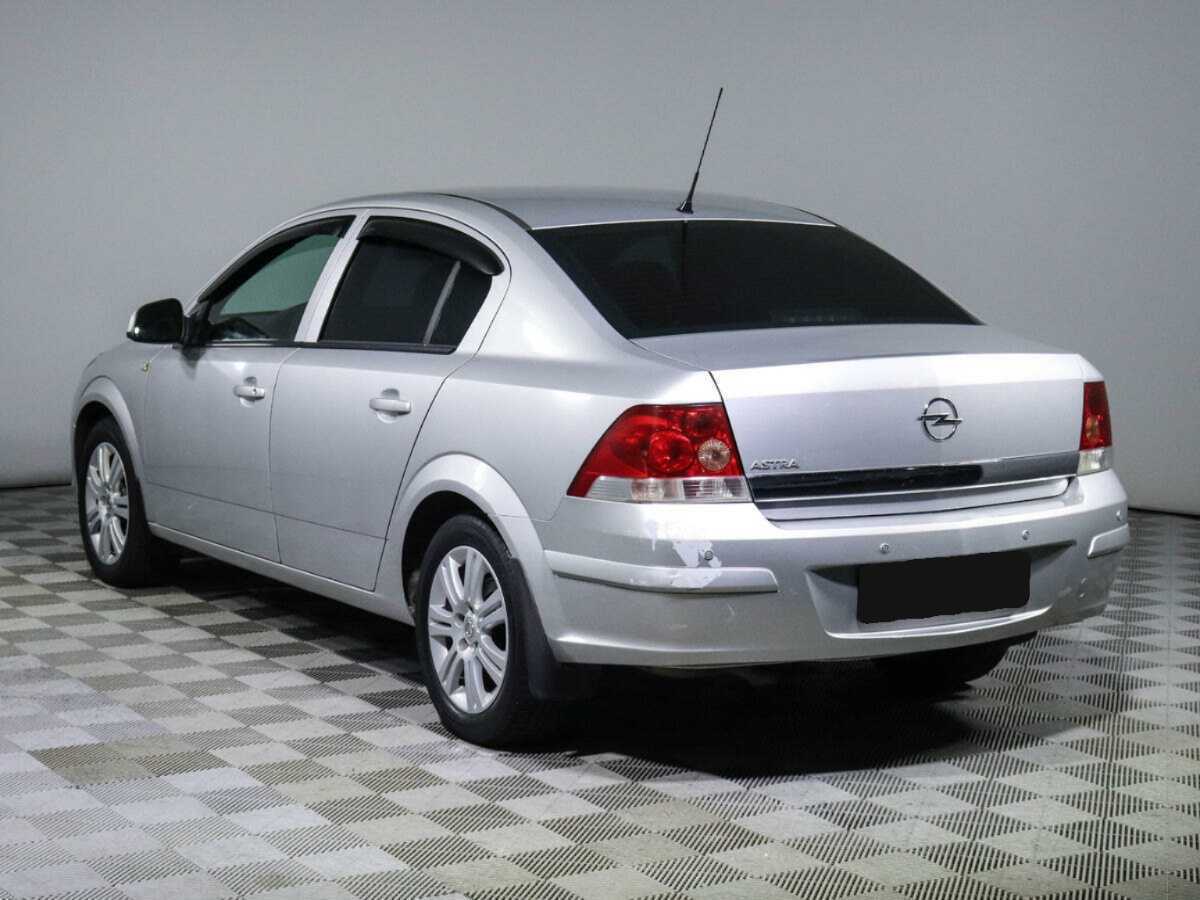 Купить Opel Astra с пробегом. Фото: #6