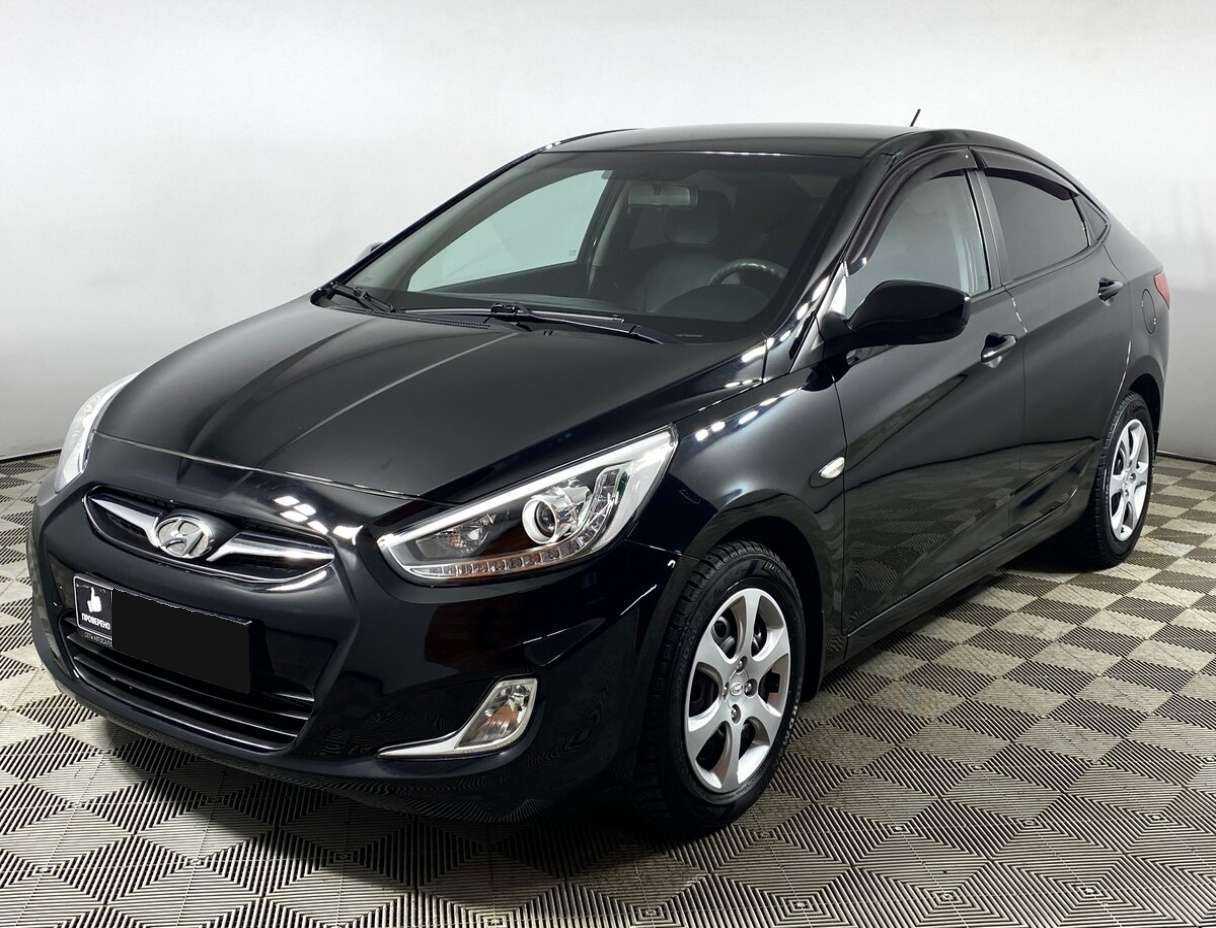 Купить Hyundai Solaris с пробегом. Фото: #0