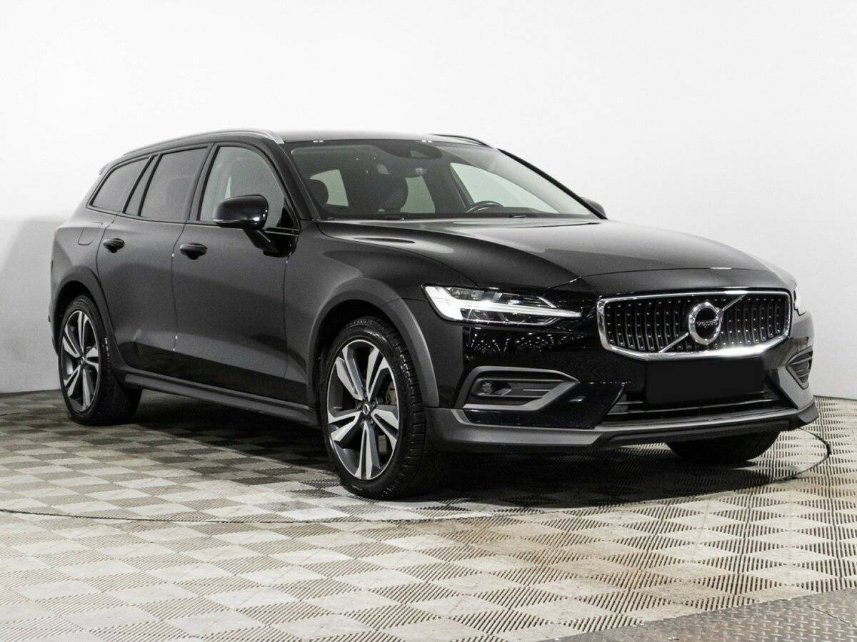 Купить Volvo V60 Cross Country с пробегом. Фото: #2