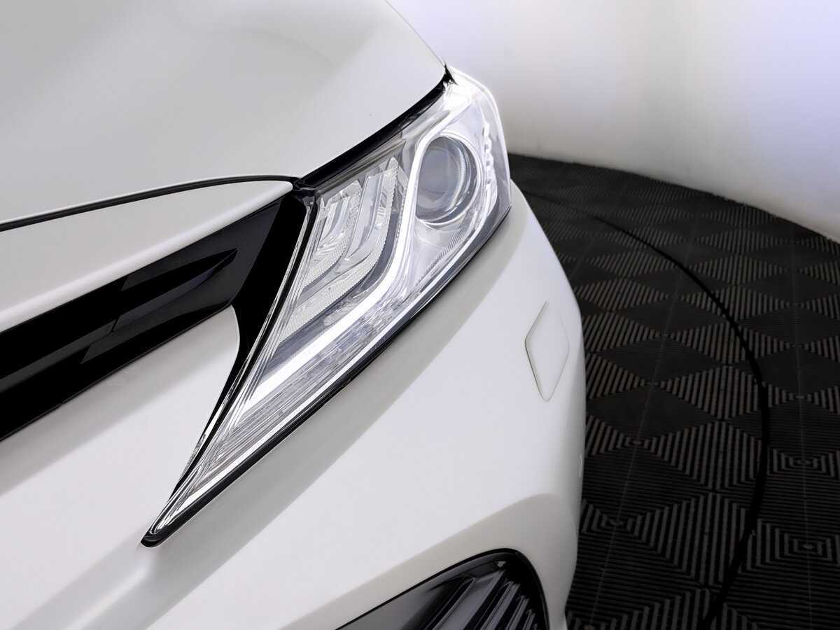 Купить Toyota Camry с пробегом. Фото: #16