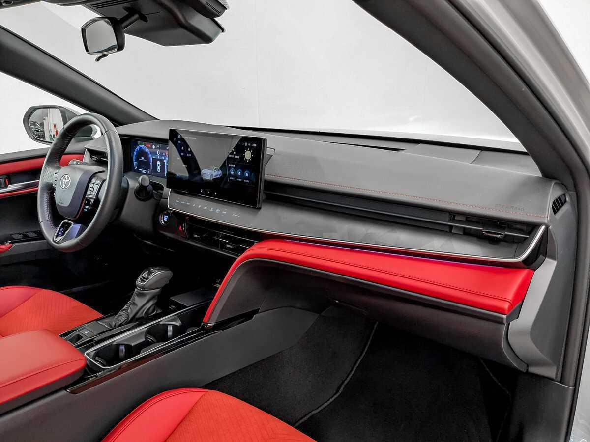 Купить Toyota Camry с пробегом. Фото: #10