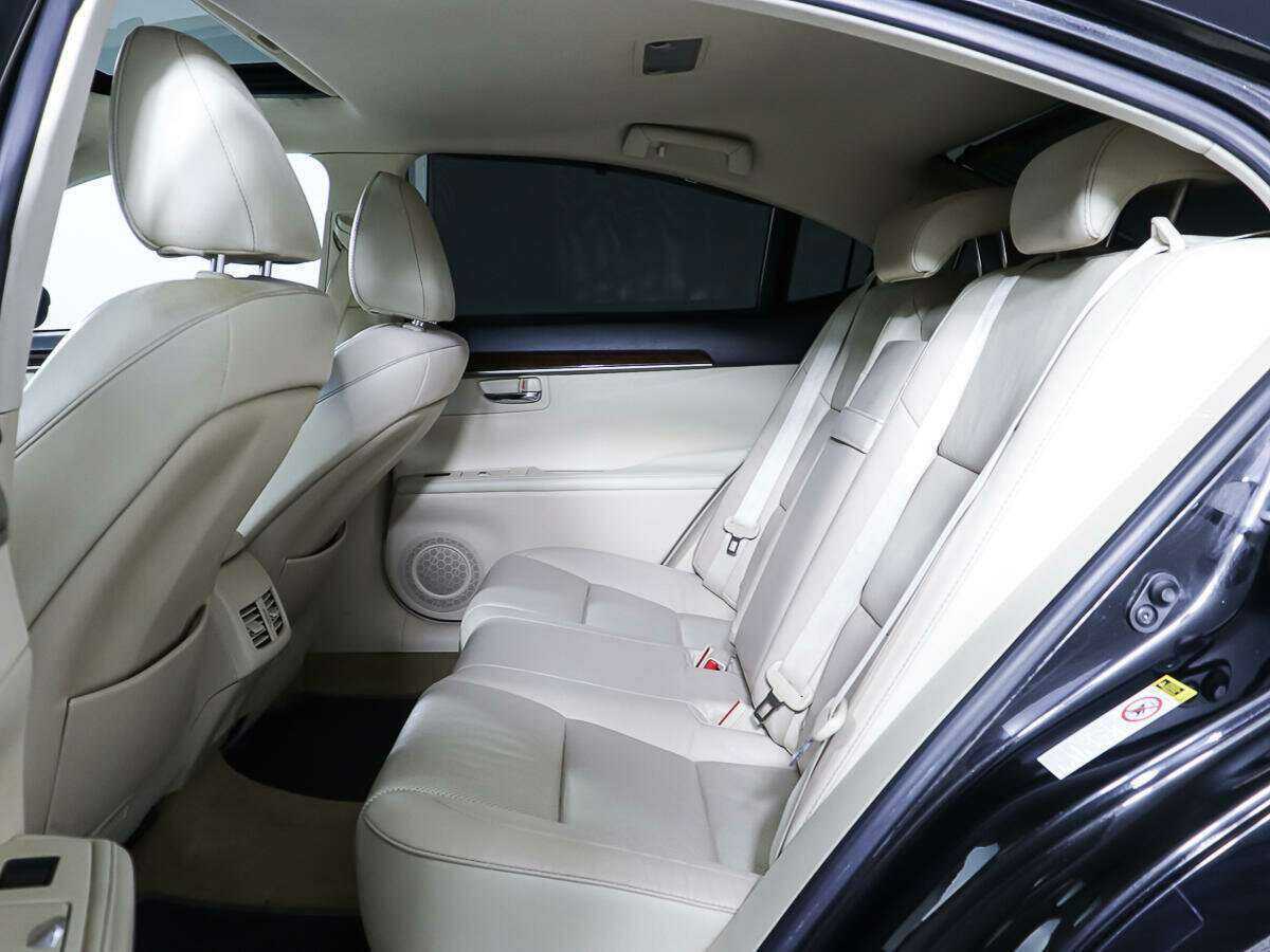 Купить Lexus ES с пробегом. Фото: #9
