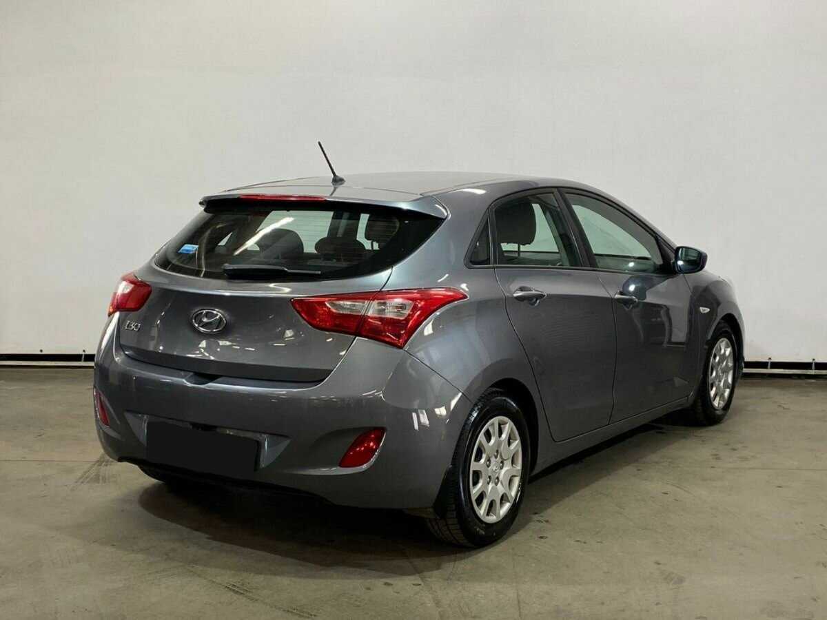 Купить Hyundai i30 с пробегом. Фото: #3