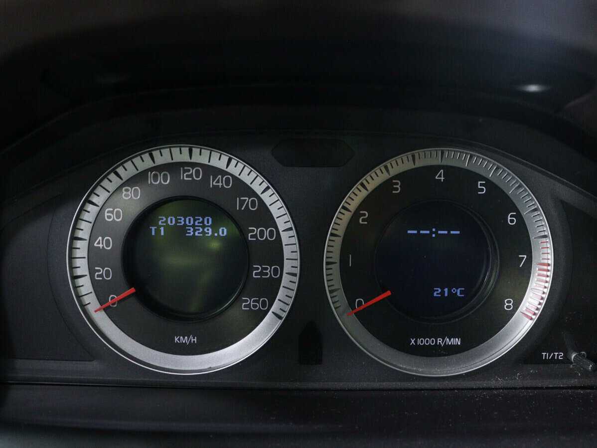 Купить Volvo XC60 с пробегом. Фото: #8