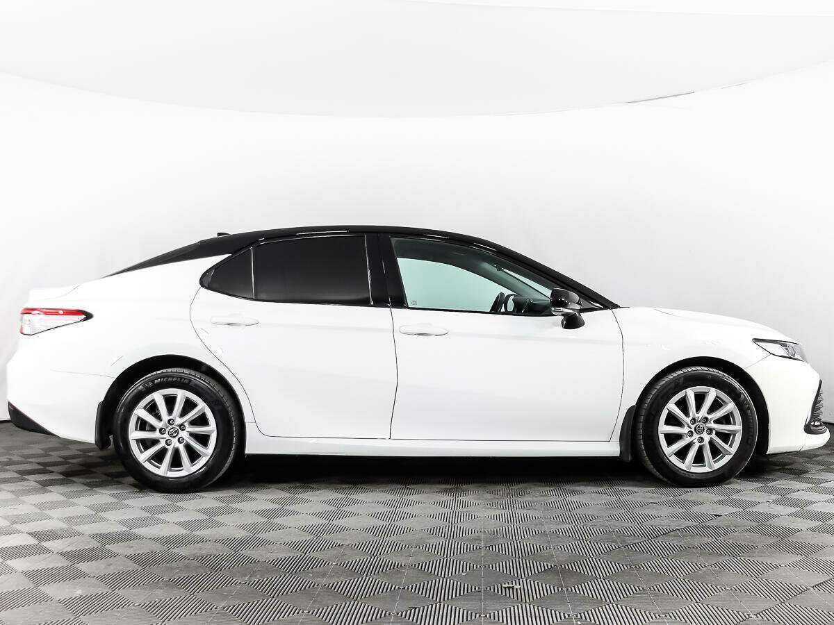 Купить Toyota Camry с пробегом. Фото: #3