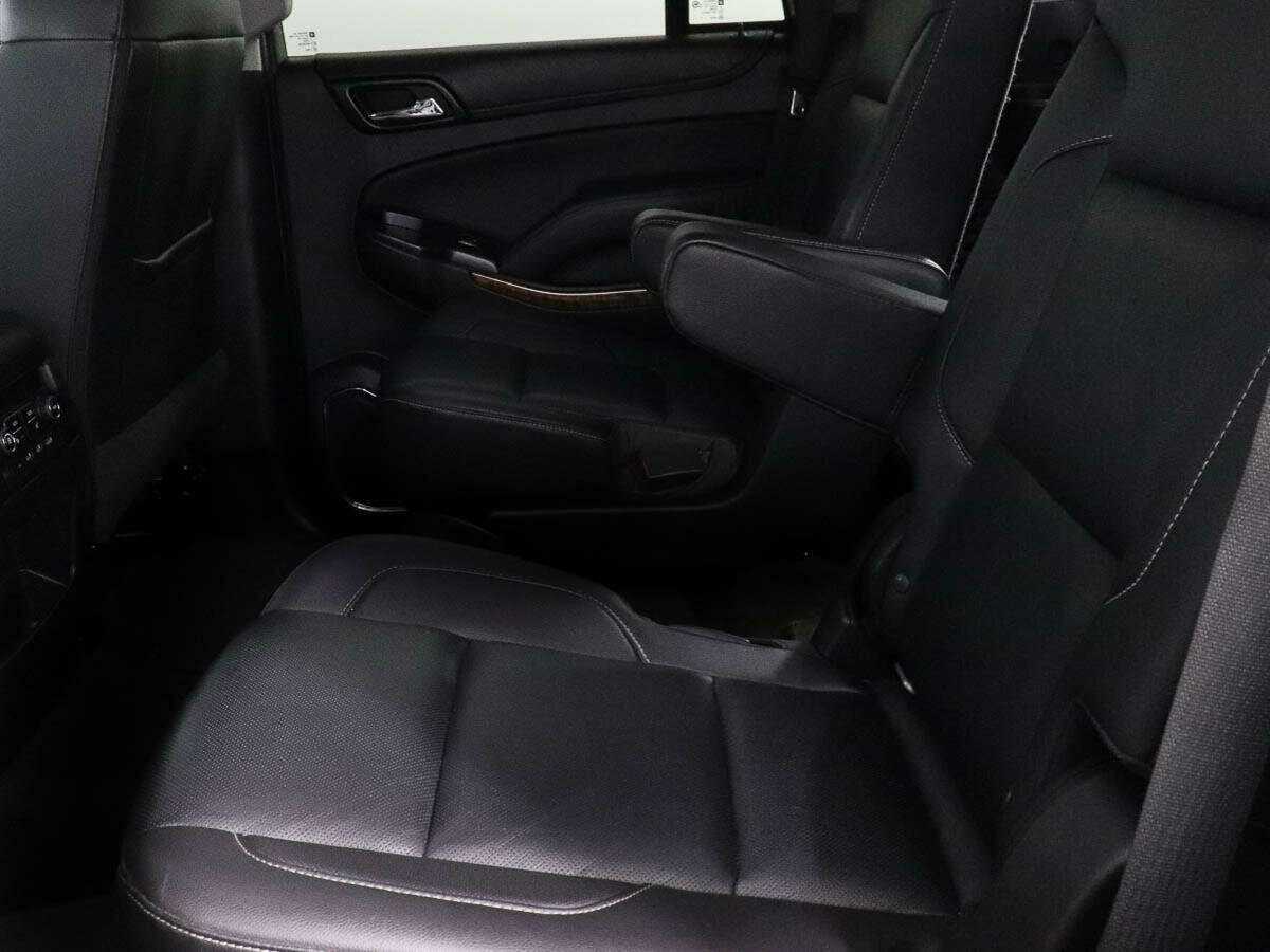 Купить Chevrolet Tahoe с пробегом. Фото: #7