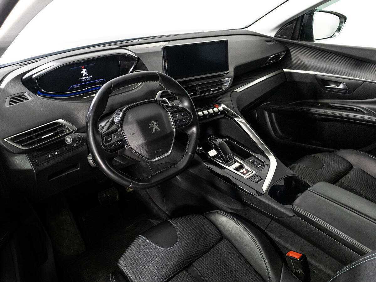Купить Peugeot 5008 с пробегом. Фото: #10