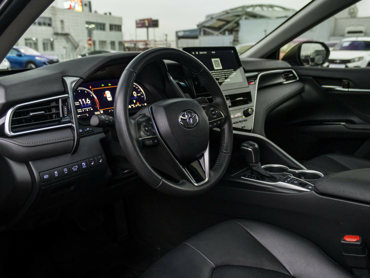 Купить Toyota Camry с пробегом. Фото: #9