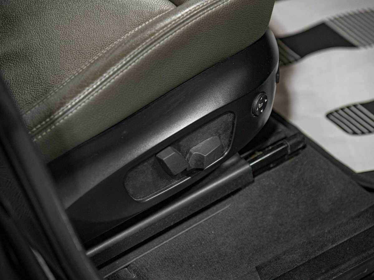 Купить BMW X3 с пробегом. Фото: #21