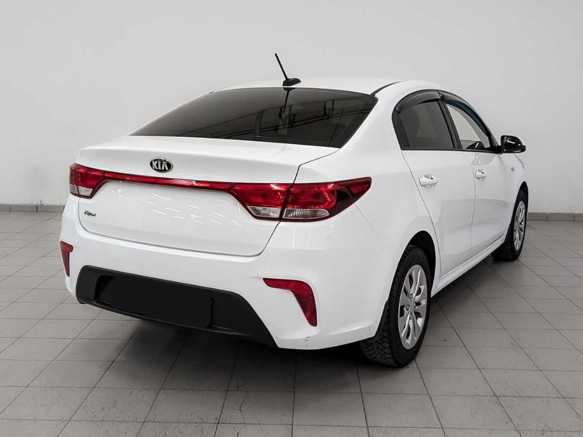 Купить Kia Rio с пробегом. Фото: #4