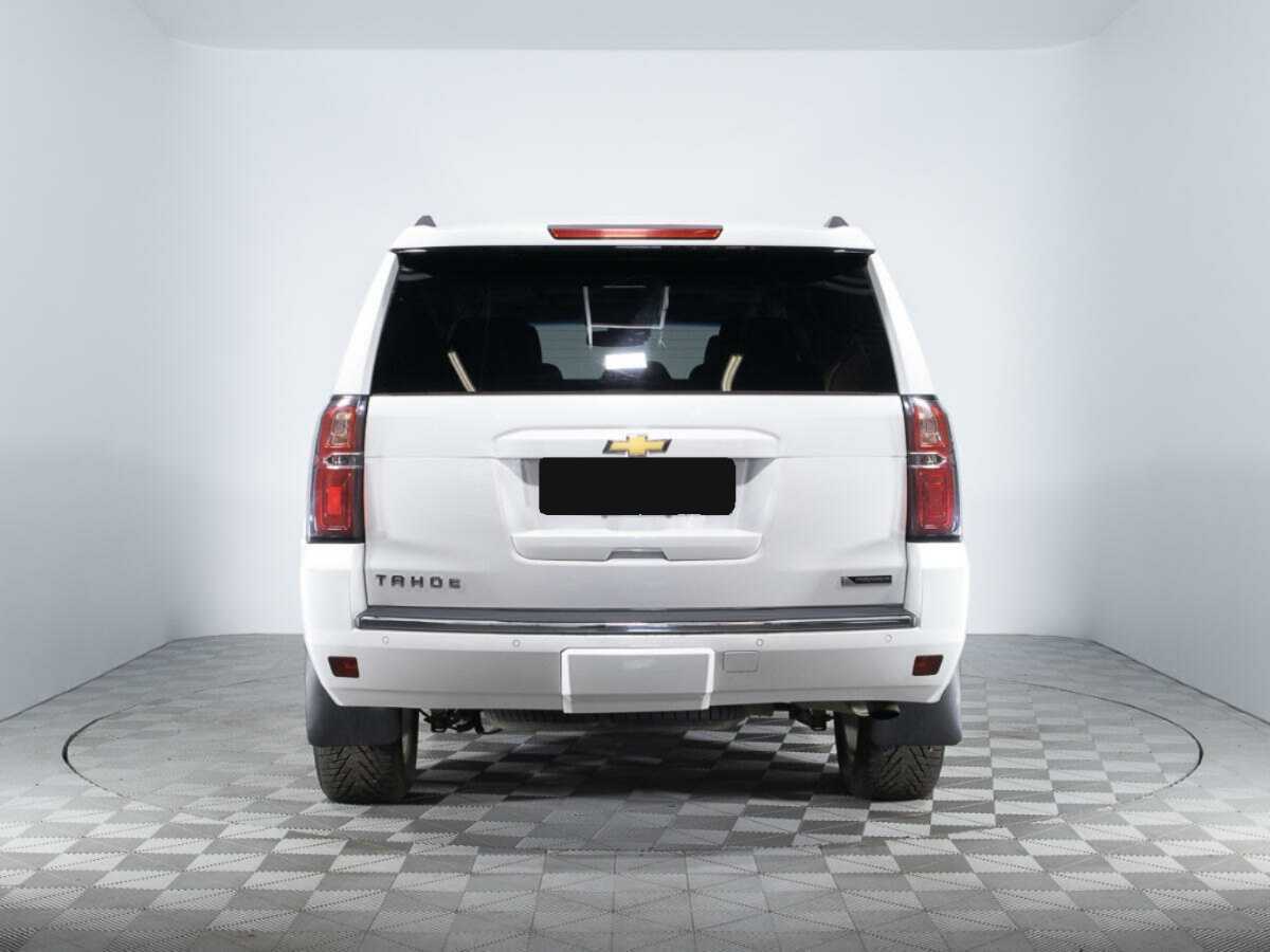 Купить Chevrolet Tahoe с пробегом. Фото: #4