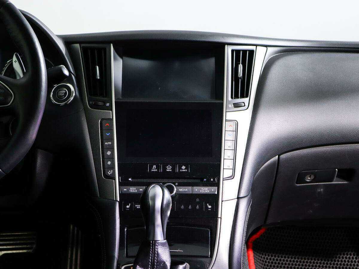 Купить Infiniti Q50 с пробегом. Фото: #10