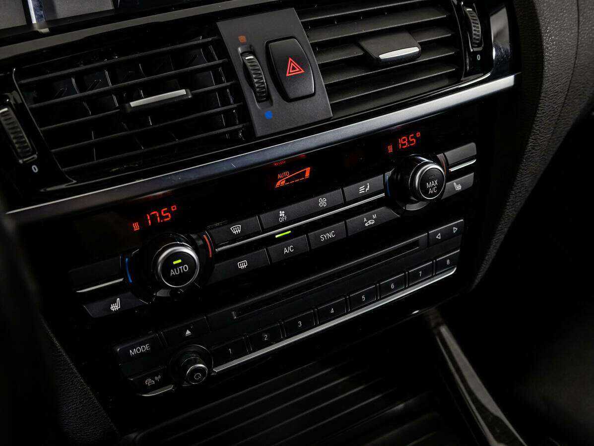 Купить BMW X4 с пробегом. Фото: #15