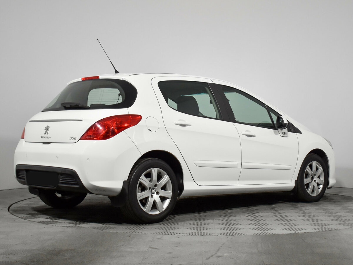 Купить Peugeot 308 с пробегом. Фото: #3