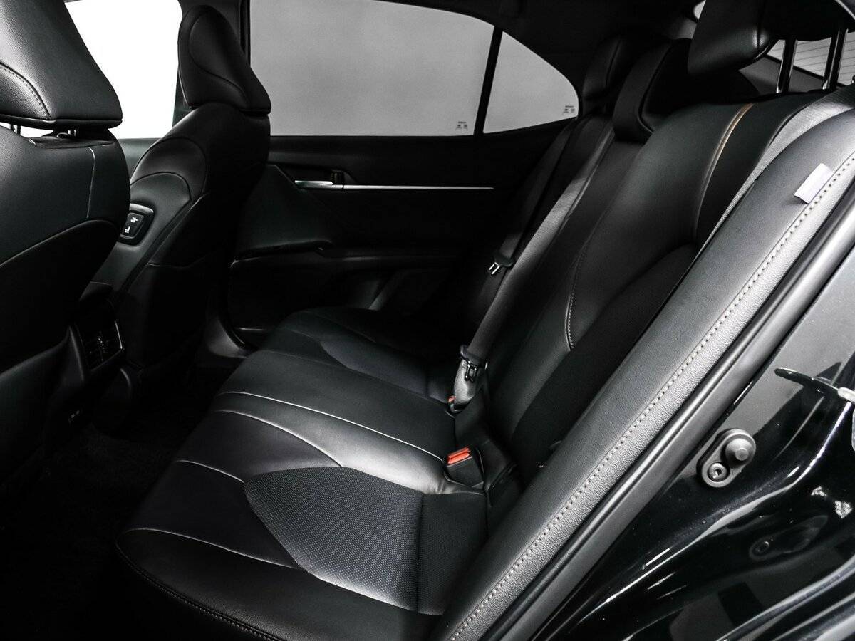 Купить Toyota Camry с пробегом. Фото: #13