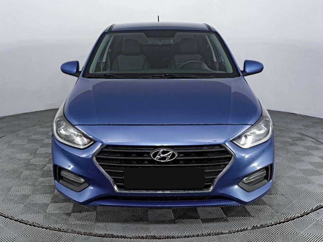 Купить Hyundai Solaris с пробегом. Фото: #1