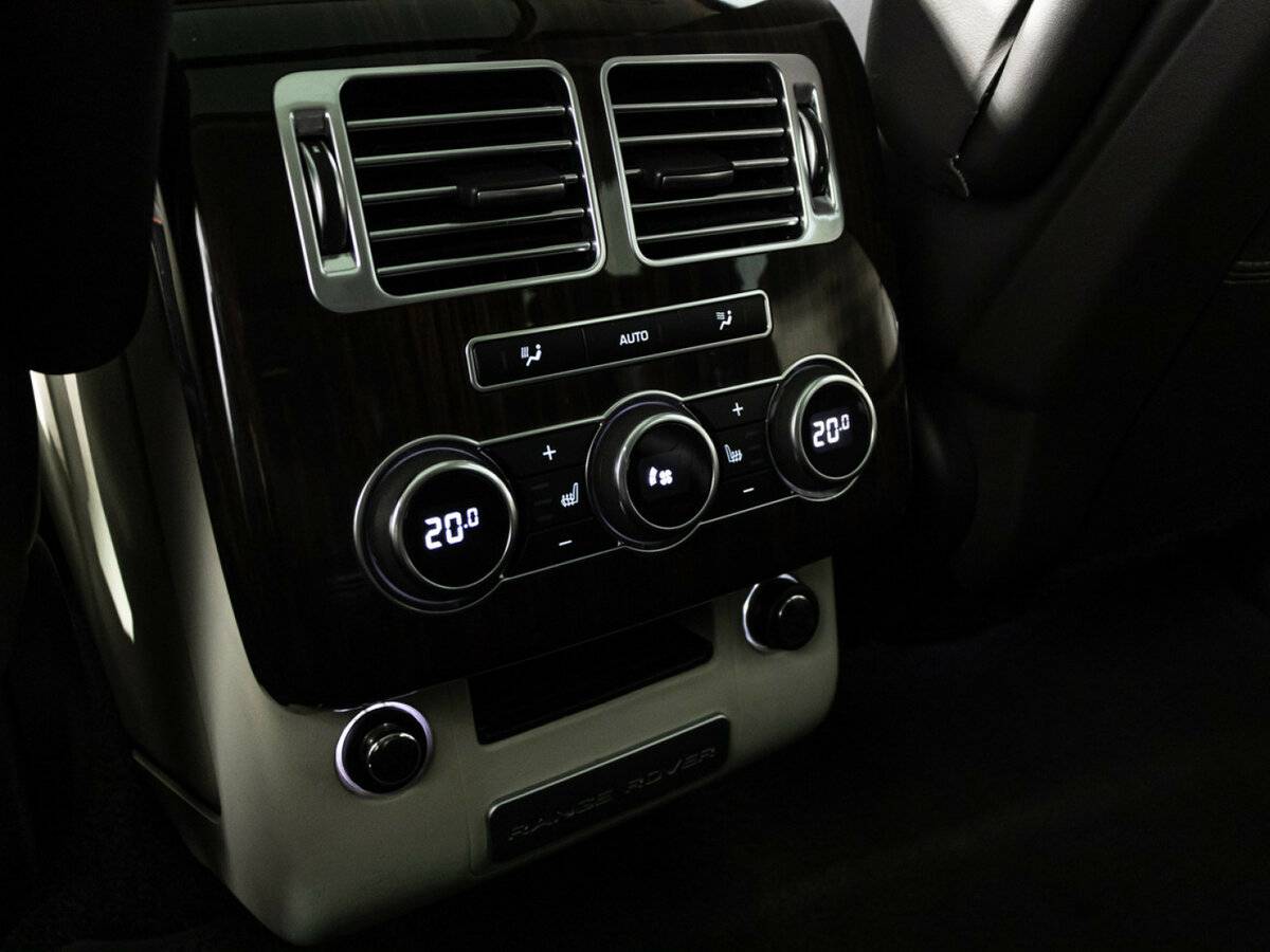 Купить Land Rover Range Rover с пробегом. Фото: #20