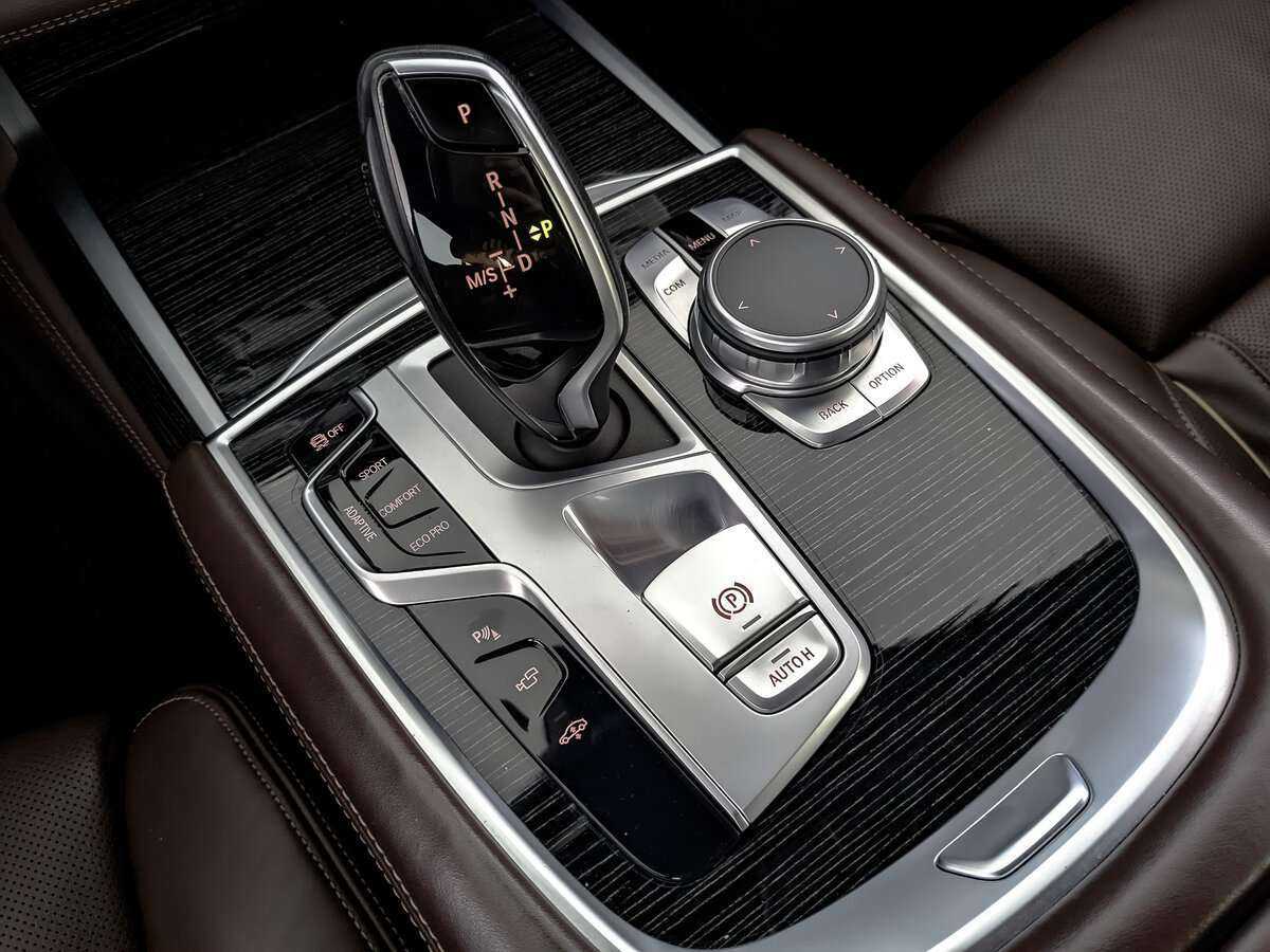 Купить BMW 7 серии с пробегом. Фото: #19