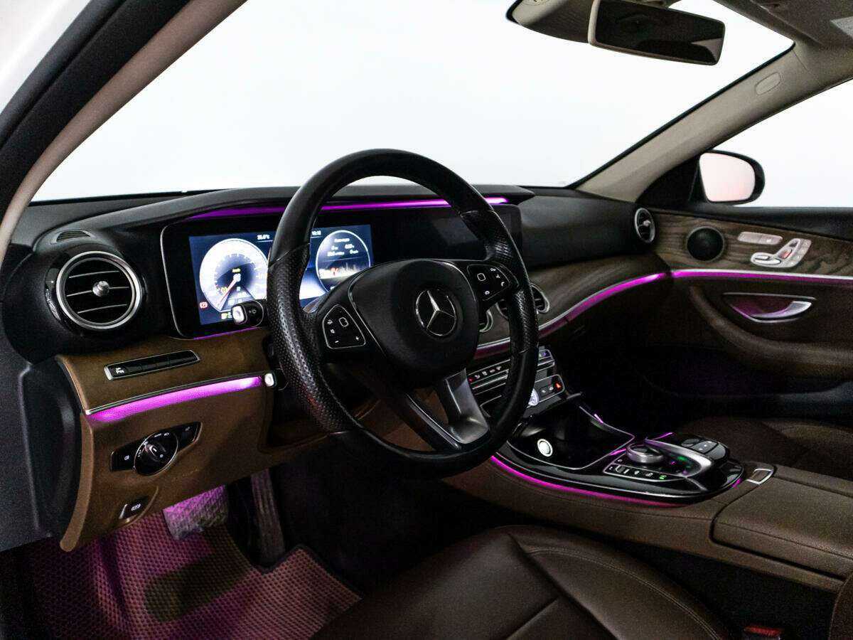 Купить Mercedes-Benz E-Класс с пробегом. Фото: #22