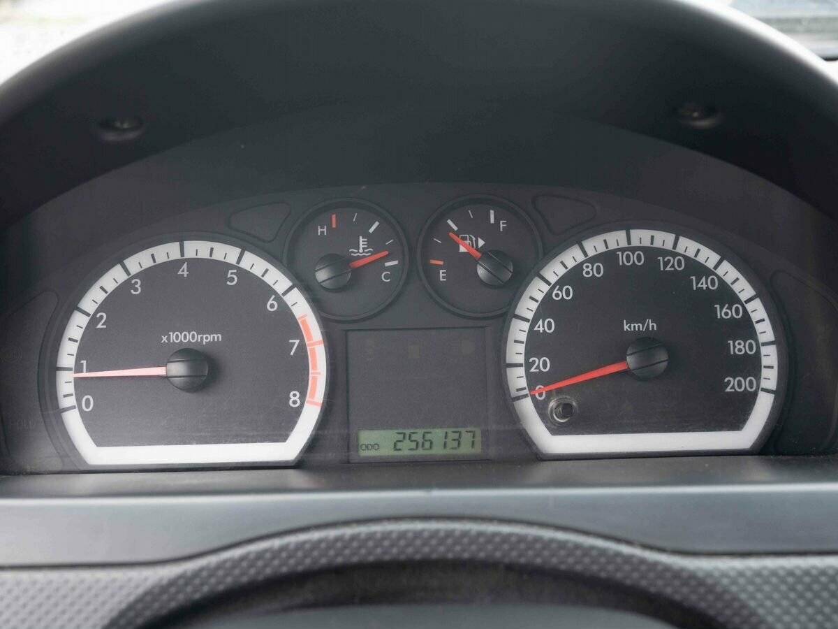 Купить Chevrolet Aveo с пробегом. Фото: #14
