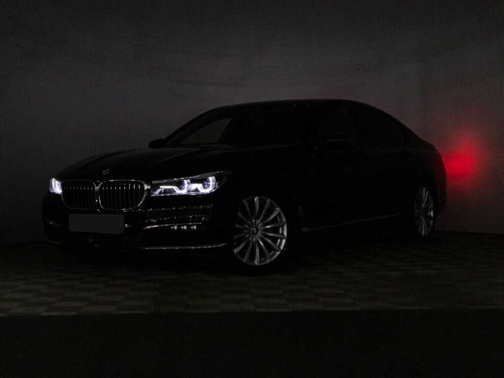 Купить BMW 7 серии с пробегом. Фото: #30