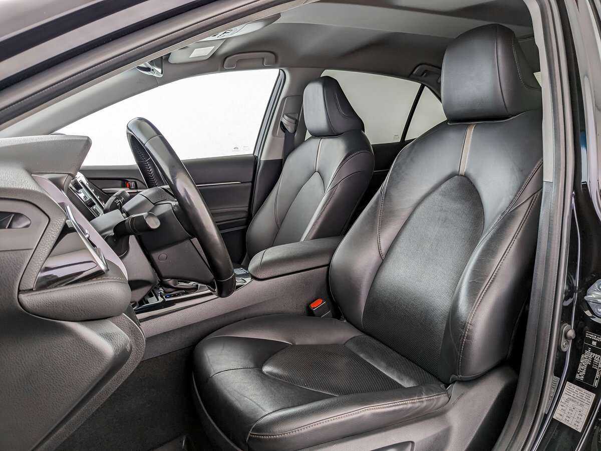Купить Toyota Camry с пробегом. Фото: #16