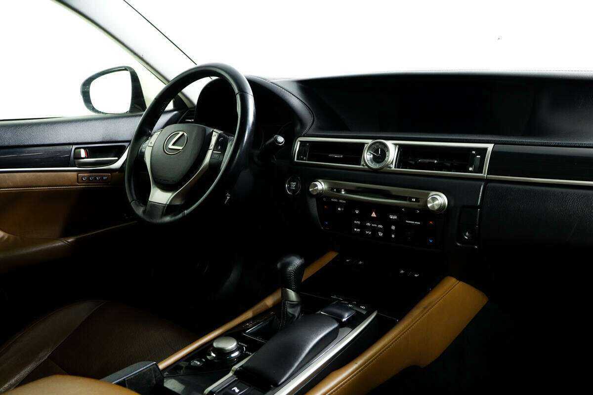 Купить Lexus GS с пробегом. Фото: #8
