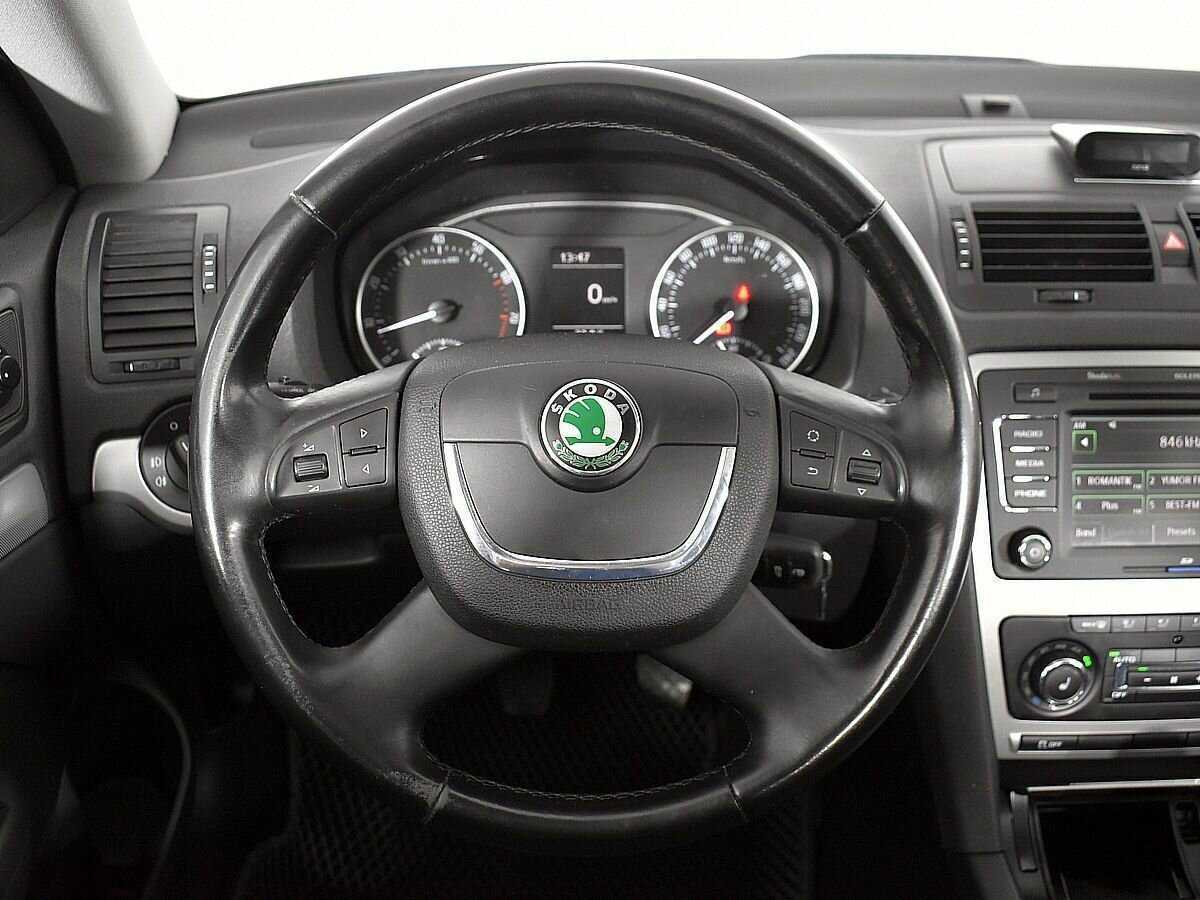 Купить Skoda Octavia с пробегом. Фото: #10