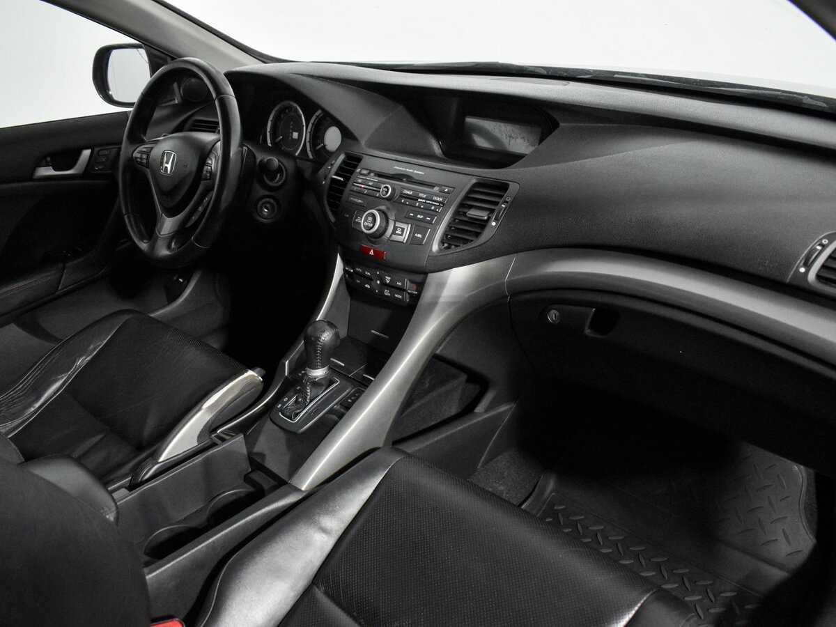 Купить Honda Accord с пробегом. Фото: #11
