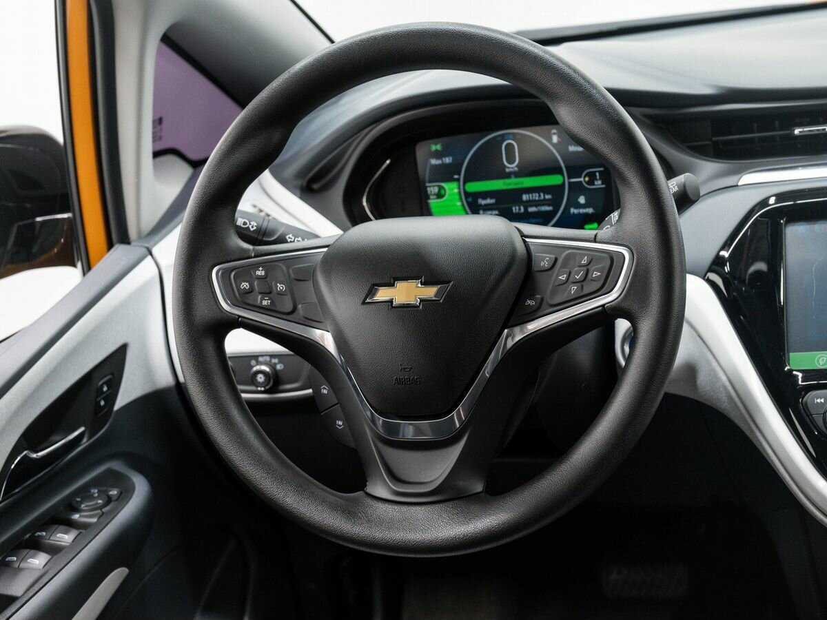 Купить Chevrolet Bolt с пробегом. Фото: #10