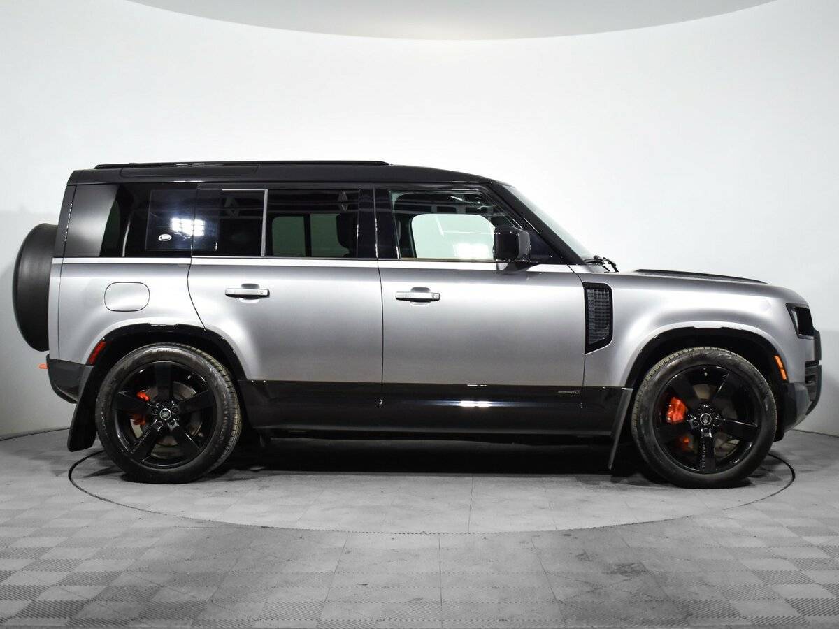 Купить Land Rover Defender с пробегом. Фото: #3
