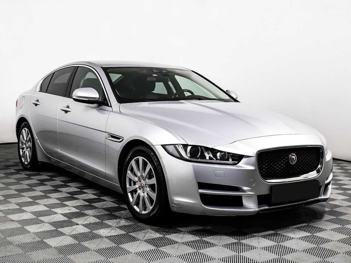 Купить Jaguar XE с пробегом. Фото: #2