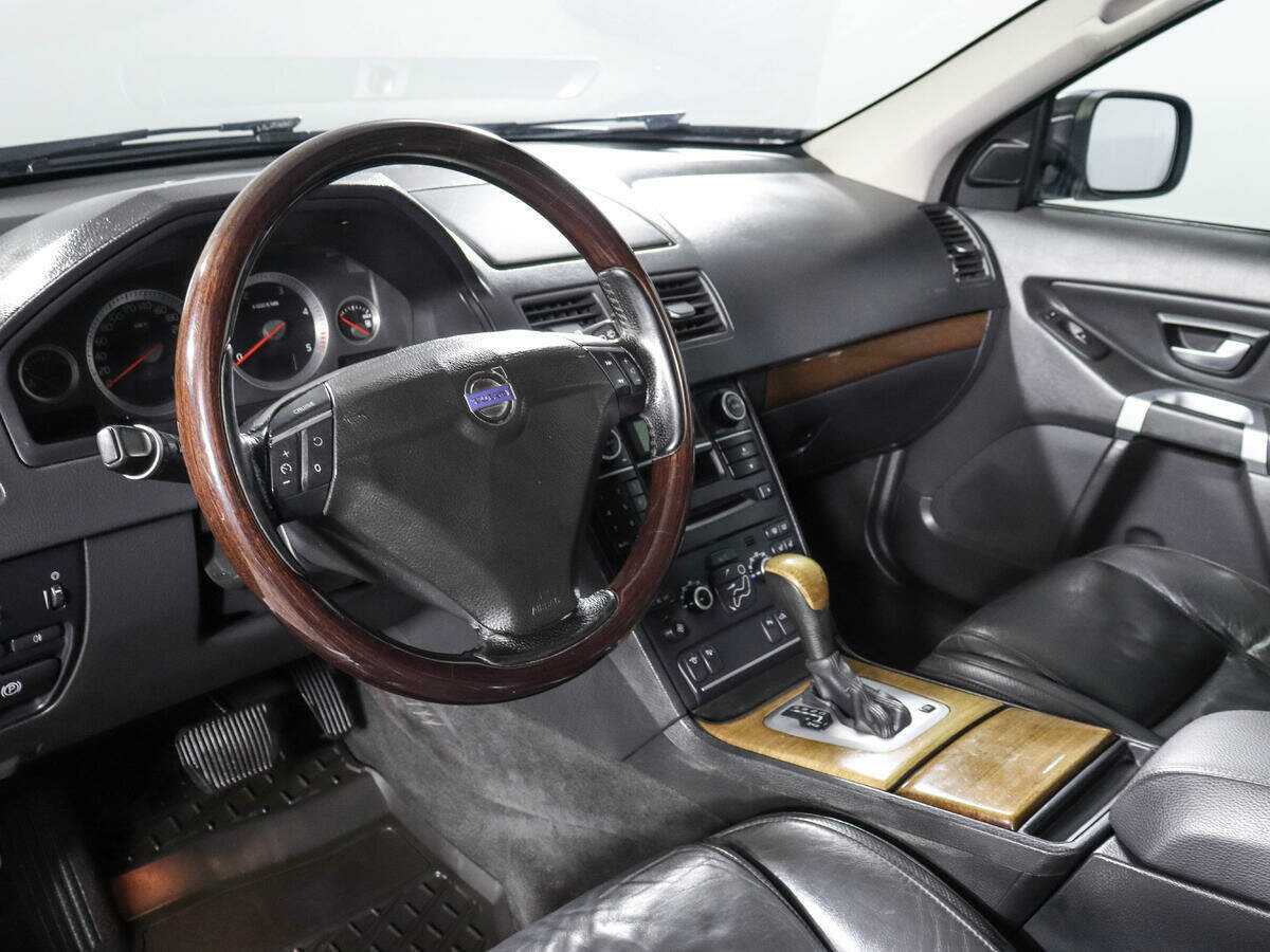 Купить Volvo XC90 с пробегом. Фото: #13