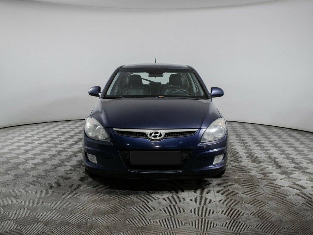 Купить Hyundai i30 с пробегом. Фото: #1