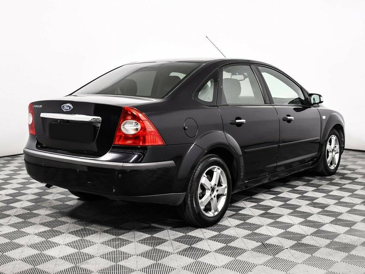 Купить Ford Focus с пробегом. Фото: #4