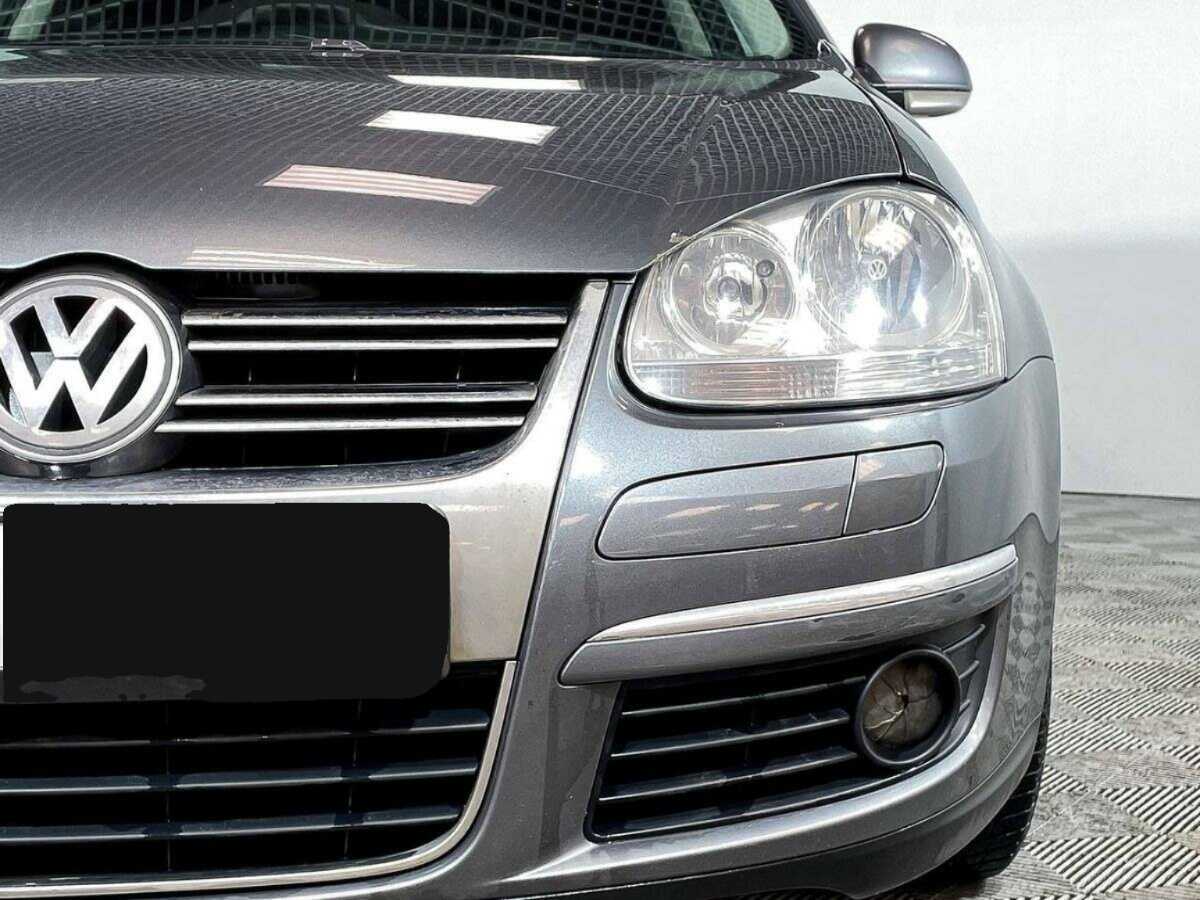 Купить Volkswagen Jetta с пробегом. Фото: #15