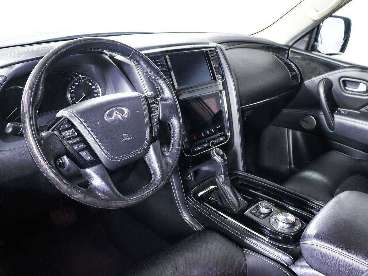Купить Infiniti QX80 с пробегом. Фото: #11