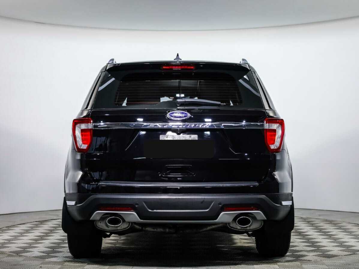 Купить Ford Explorer с пробегом. Фото: #4