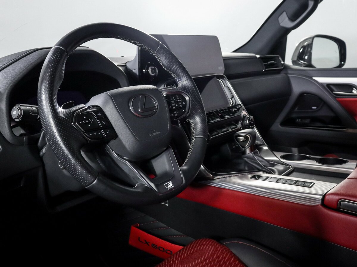 Купить Lexus LX с пробегом. Фото: #13